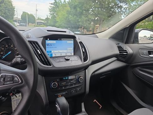 Used 2018 Ford Escape SE w/ SE Sync 3 Package AWD/4WD image 20