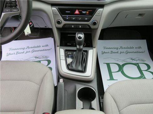 Used 2018 Hyundai Elantra SEL image 23