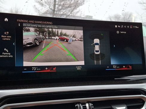 Used 2023 BMW 330i xDrive Sedan w/ Premium Package image 15