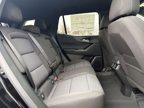 Used 2026 Chevrolet Equinox LT FWD image 22