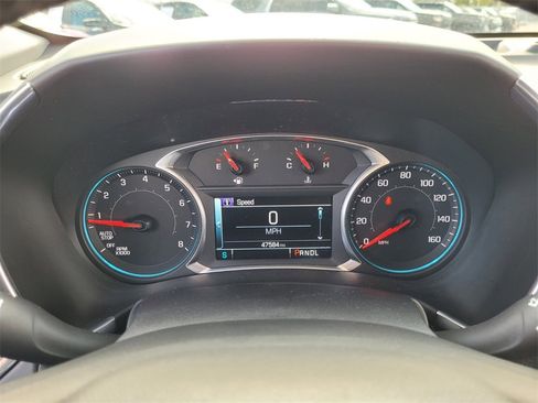 Used 2018 Chevrolet Equinox Premier image 32