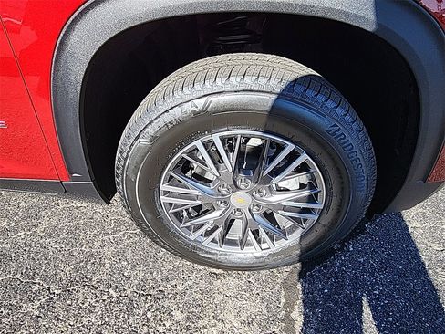 New 2026 Chevrolet Traverse LT image 10