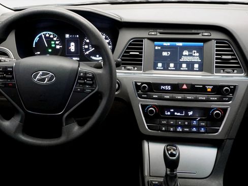 Used 2017 Hyundai Sonata SE FWD image 20