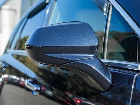 Used 2017 Cadillac XT5 FWD image 14