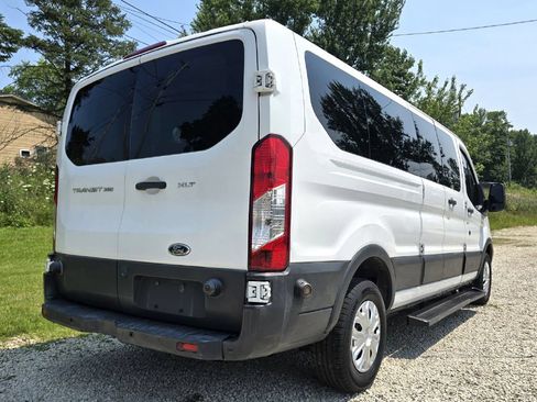Used 2015 Ford Transit 350 XLT RWD image 10