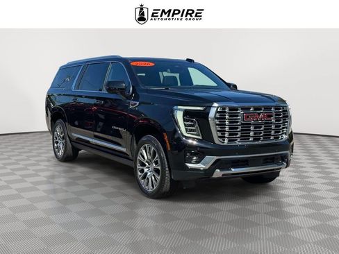 Used 2026 GMC Yukon XL Denali w/ Sun & Power Step Package AWD/4WD image 1