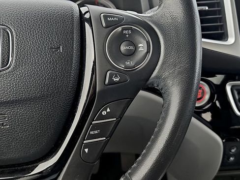 Used 2017 Honda Pilot Elite image 26