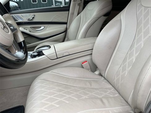 Used 2019 Mercedes-Benz S 560 4MATIC Sedan image 20