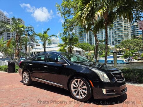 Used 2016 Cadillac XTS Luxury FWD image 1