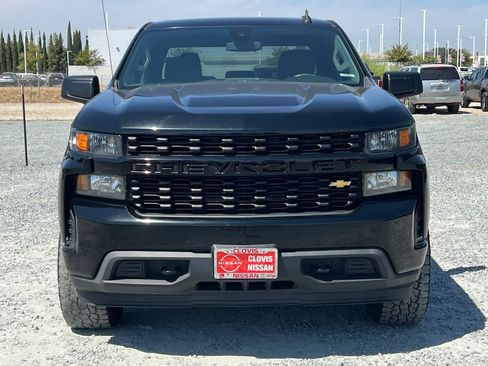 Used 2021 Chevrolet Silverado 1500 Custom w/ Safety Confidence Package AWD/4WD image 11