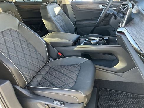 New 2026 Volkswagen Atlas SEL Premium R-Line image 7