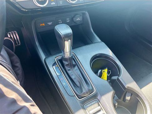 Used 2025 Honda Civic Sport image 16