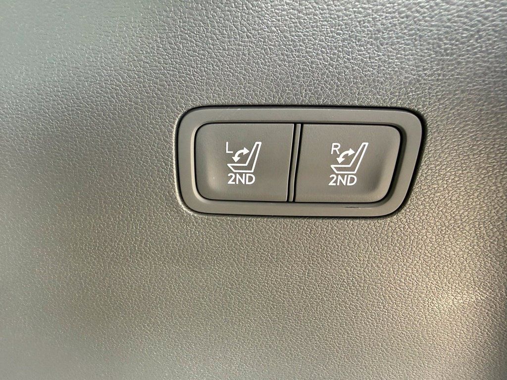 Used 2026 Hyundai Santa Fe Calligraphy AWD/4WD image 36