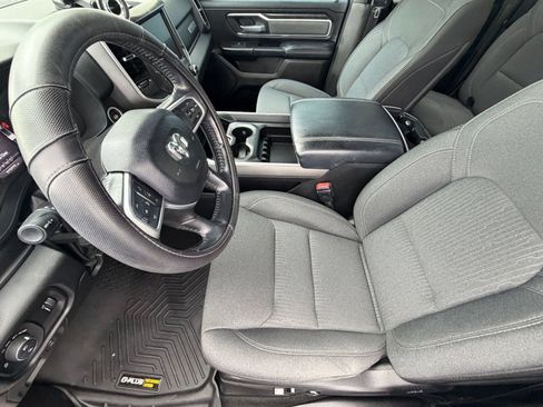 Used 2022 RAM 1500 Big Horn w/ Night Edition AWD/4WD image 5