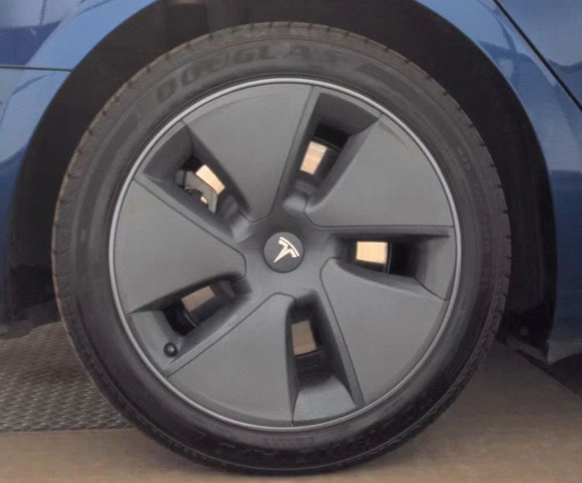 Used 2023 Tesla Model 3 Standard Range RWD image 13