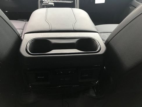 New 2026 GMC Sierra 1500 AT4 w/ AT4 Premium Package AWD/4WD image 20