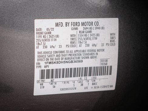 Used 2022 Ford Explorer XLT w/ Equipment Group 202A image 36