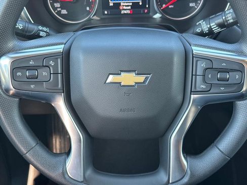 Used 2025 Chevrolet Blazer LT AWD/4WD image 12