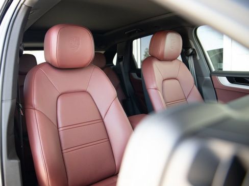 New 2026 Porsche Cayenne S AWD/4WD image 23
