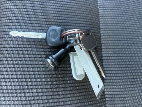 Used 2016 Toyota Corolla S image 34