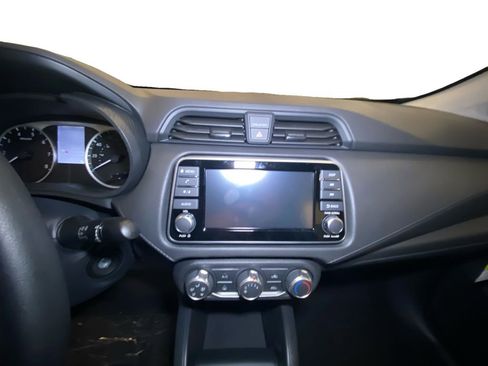 Used 2025 Nissan Versa S w/ Trunk Package FWD image 11