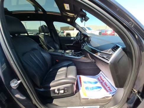 Used 2019 BMW X7 xDrive50i w/ M Sport Package AWD/4WD image 26