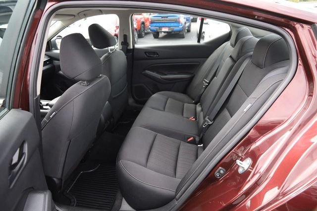 Certified 2025 Nissan Altima 2.5 SV FWD image 9