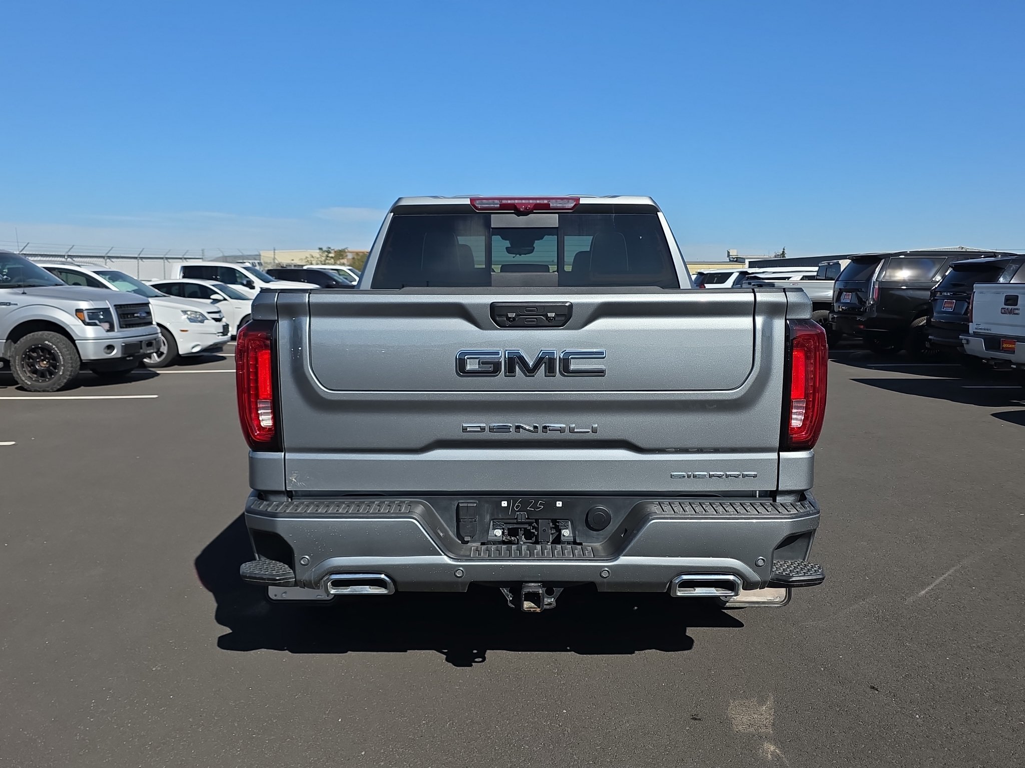 Certified 2025 GMC Sierra 1500 Denali Ultimate AWD/4WD image 7