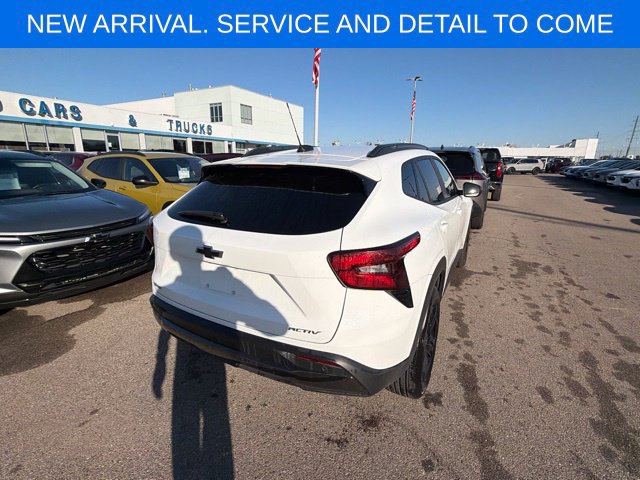 Used 2025 Chevrolet Trax ACTIV w/ Driver Confidence Package FWD image 8