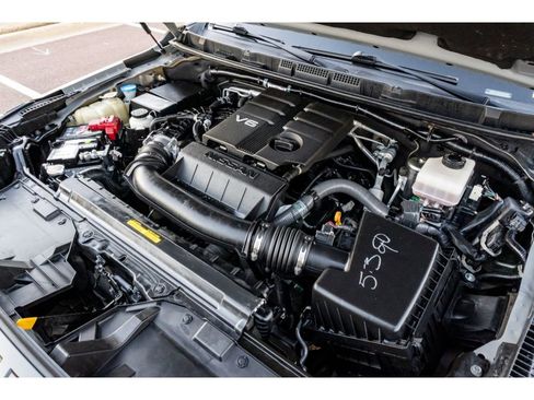 Used 2023 Nissan Frontier PRO-4X w/ Pro-4X Premium Package image 32