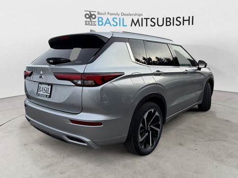 Used 2024 Mitsubishi Outlander SEL image 5