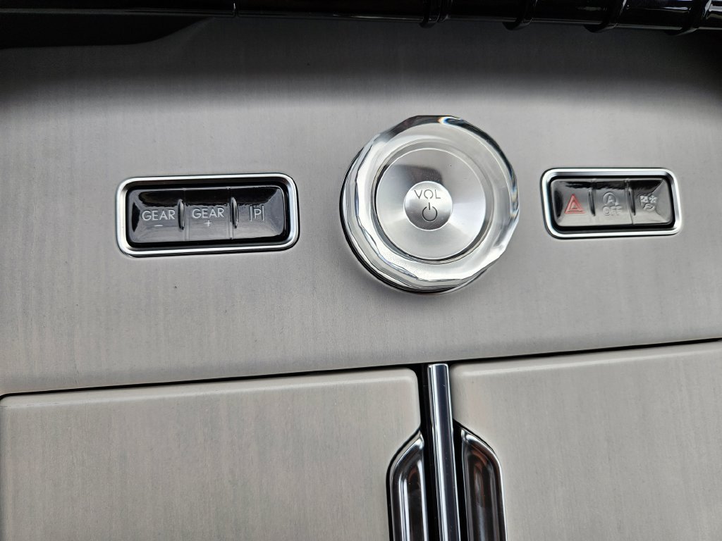 New 2027 Lincoln Navigator Reserve AWD/4WD image 30
