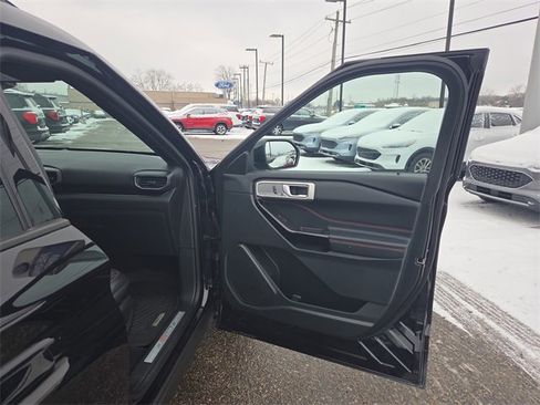 Certified 2023 Ford Explorer ST-Line w/ Class IV Trailer Tow Package image 19