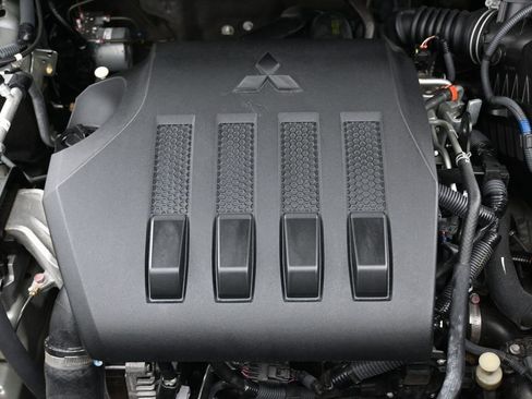 Used 2024 Mitsubishi Eclipse Cross SE image 40