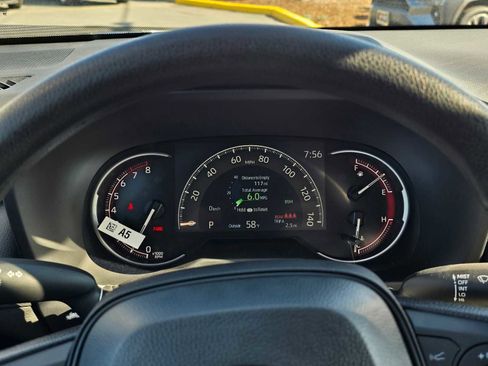 Certified 2025 Toyota RAV4 LE image 23