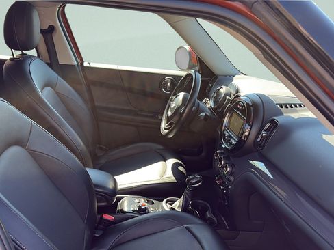 Used 2018 MINI Cooper Countryman ALL4 AWD/4WD image 17