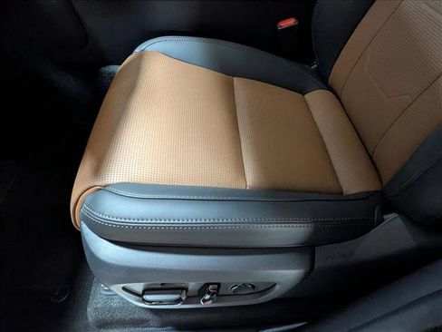 New 2026 Lexus GX 550 image 4