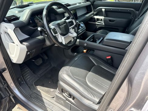 Used 2020 Land Rover Defender 110 HSE AWD/4WD image 8