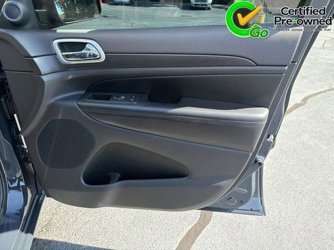 Certified 2018 Jeep Grand Cherokee Altitude RWD image 29