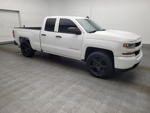 Used 2017 Chevrolet Silverado 1500 Custom w/ Rally 1 Edition image 11
