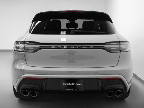 New 2026 Porsche Macan S image 11