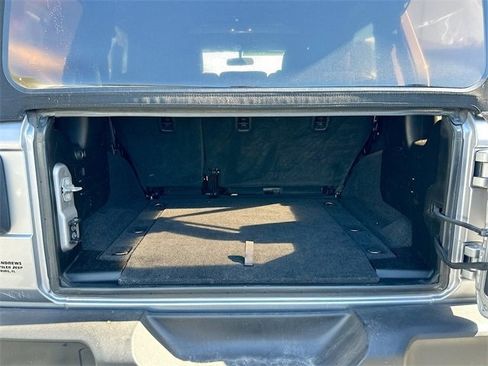 Used 2019 Jeep Wrangler Unlimited Sport S image 23
