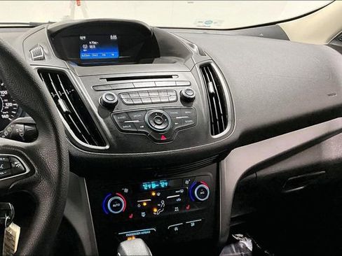 Used 2018 Ford Escape SE image 9