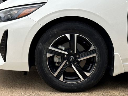 Used 2024 Nissan Sentra SV w/ All-Weather Package image 6