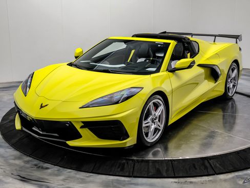 Used 2021 Chevrolet Corvette Stingray Premium Cpe w/ 3LT RWD image 8