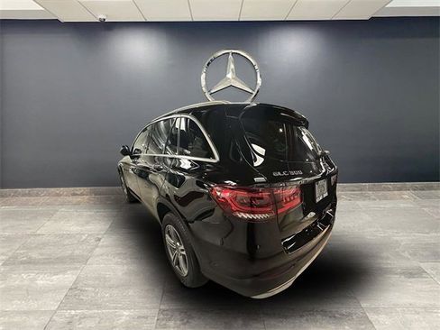 Certified 2022 Mercedes-Benz GLC 300 4MATIC image 4