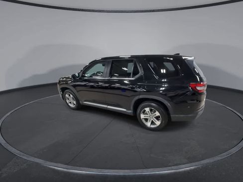 Used 2023 Honda Pilot EX-L image 6