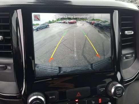 Used 2022 RAM 1500 Big Horn w/ Built-to-serve Edition AWD/4WD image 18