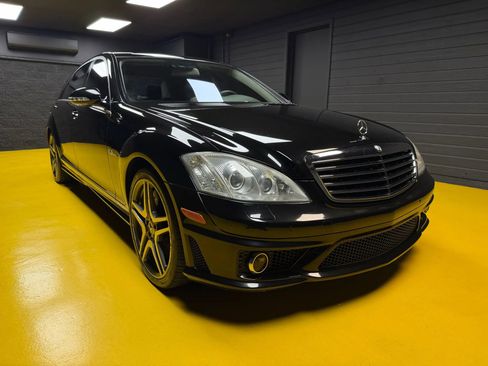 Used 2008 Mercedes-Benz S 63 AMG image 3