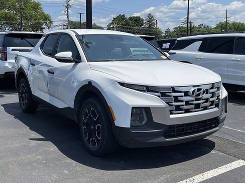 Used 2024 Hyundai Santa Cruz SEL AWD/4WD image 3